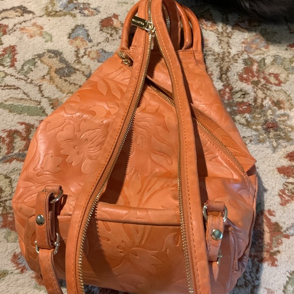 Valentina Sling Purse - Picture 4 of 9